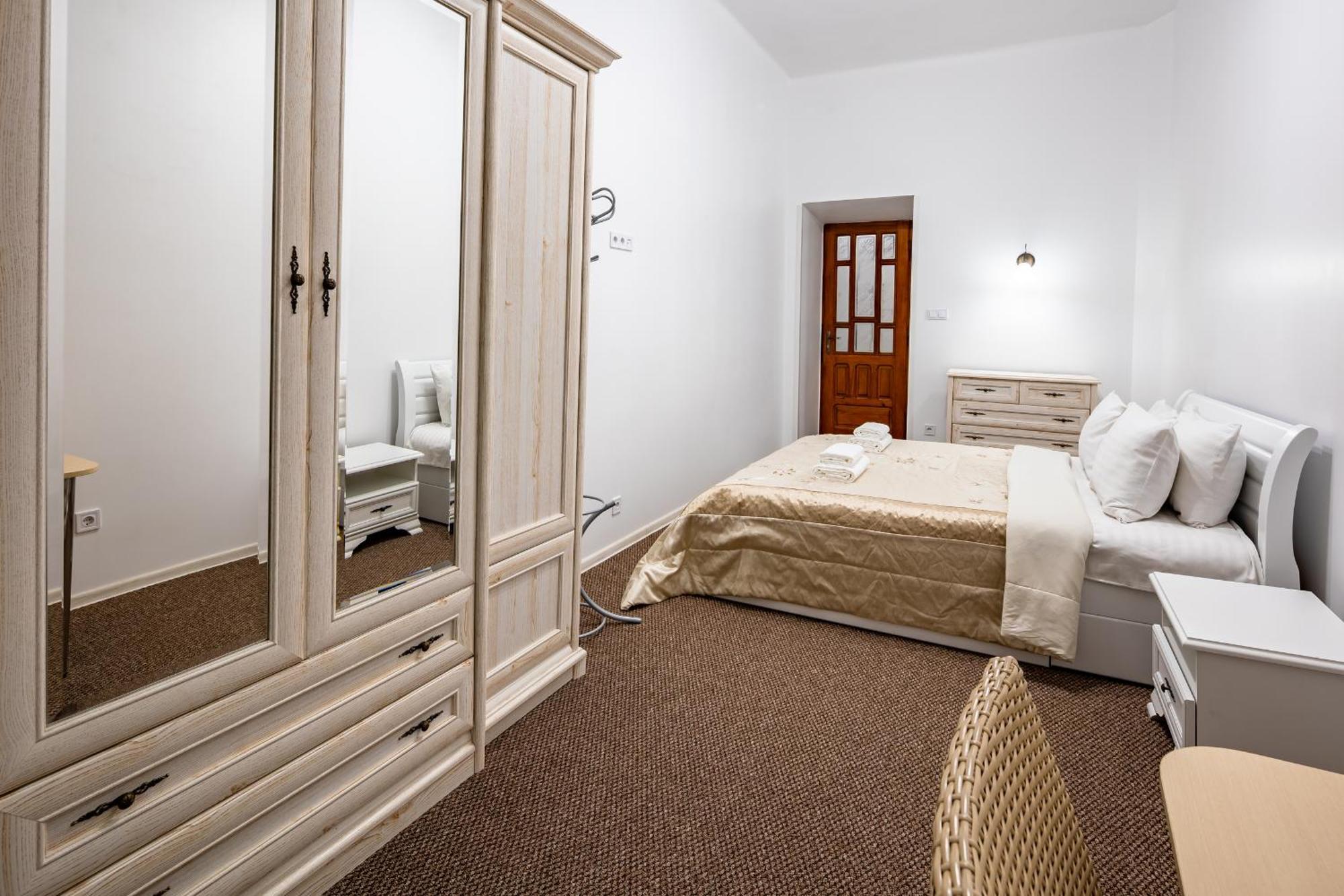 Designer Apartment! The Center! Валова 29 Leopoli Esterno foto
